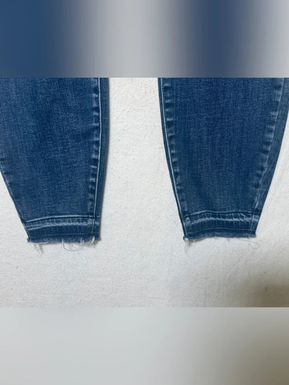 Judy Blue High Rise Skinny Jeans Distressed Raw Frayed Hem Dark Wash 18W - Picture 3 of 6